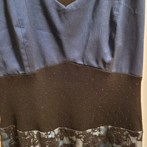 2/$25 Gorgeous Y2K mixed textile dress small - Picture 2 of 3